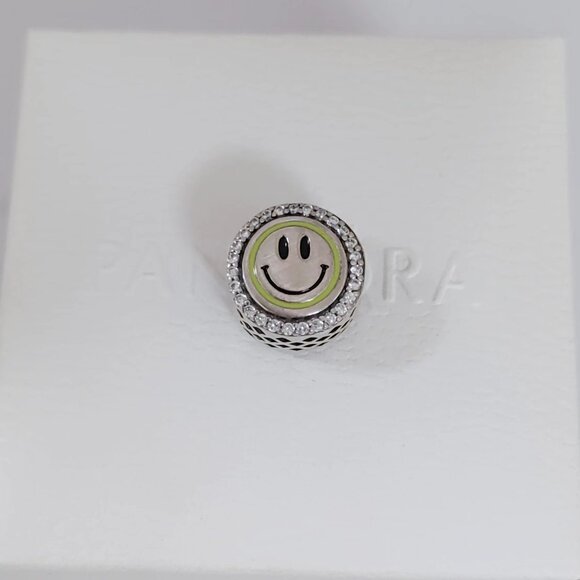 Pandora Smile Bead Charm Speechless Resignedly “ He He ” Pendant S925 Silver - Picture 4 of 5